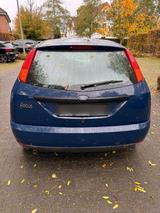 Ford Auto Ford Focus - gebrauchte Ford Focus aus dem Jahr 2001