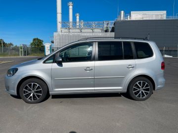 Volkswagen Touran - 8
