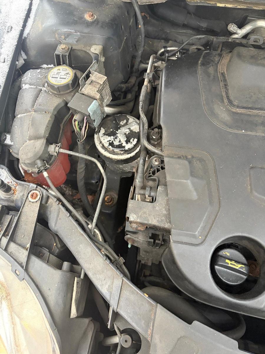 Ford Mondeo 2012 — photo 10