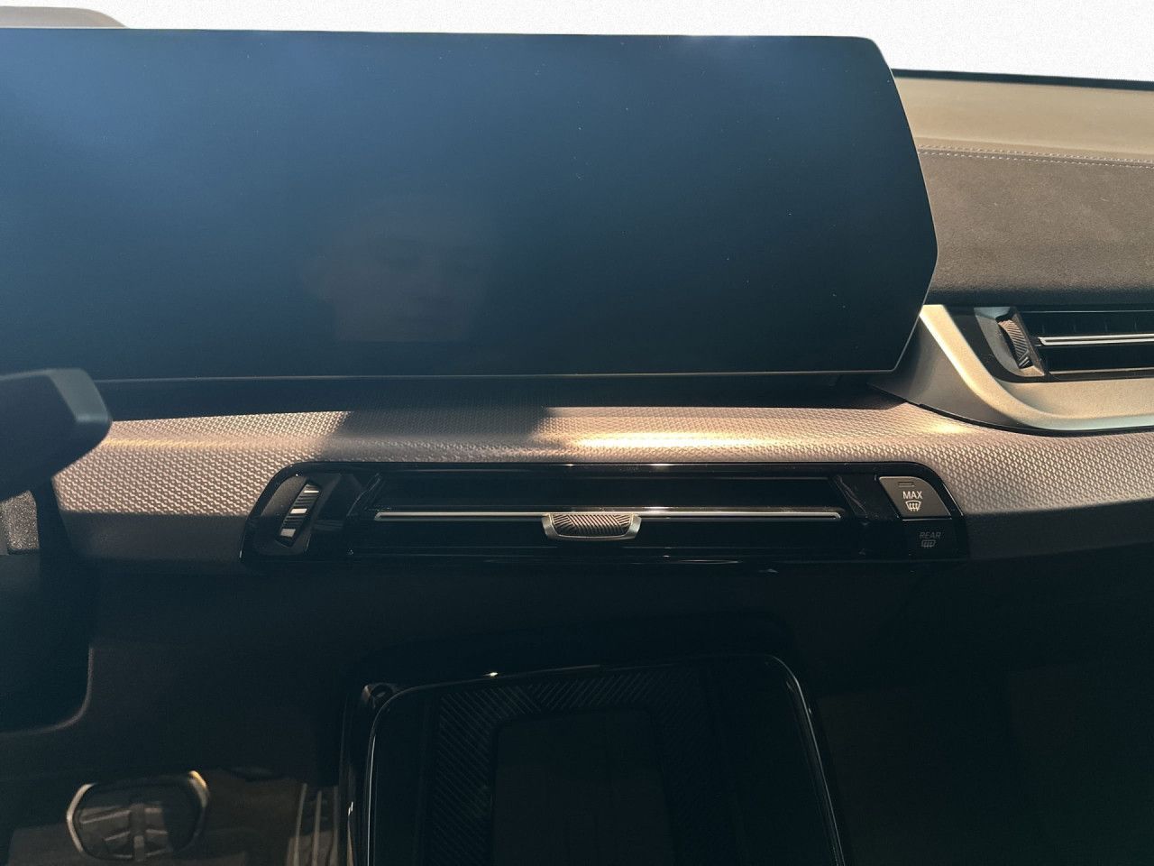 BMW iX2 - Bild 15