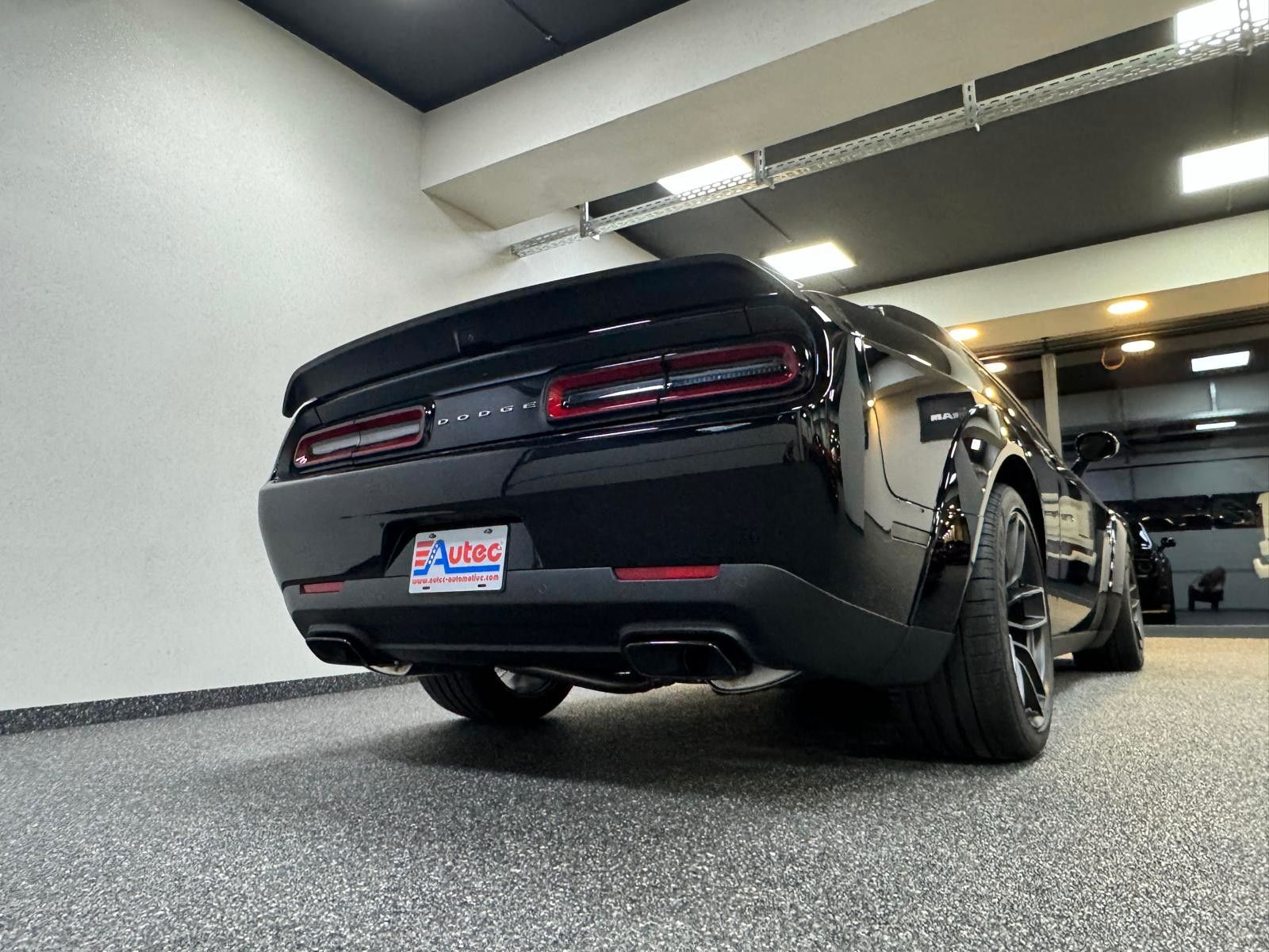 Fahrzeugabbildung Dodge HELLCAT JAILBREAK -LAST CALL-YELLOW CALIPERS