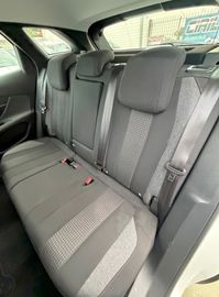 Peugeot 3008 - 11