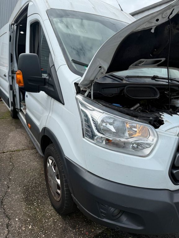 Image of Ford Transit Custom