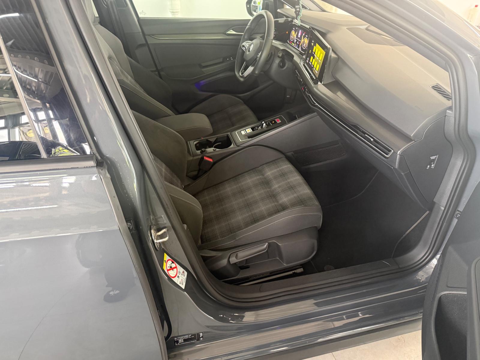 Volkswagen Golf VIII Lim. GTD 2. Hand*PANO*HARMAN*, миниатюра 17