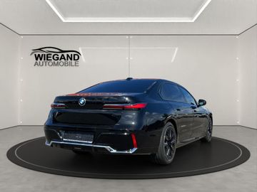 BMW 740 - 5