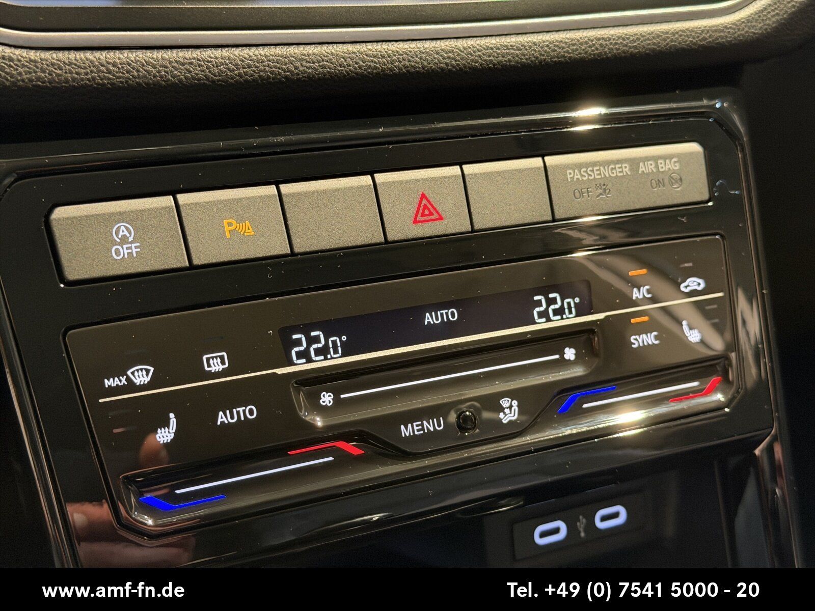 T-CROSS 1.0TSI STYLE DSG | LED | NAV | ACC | RFK