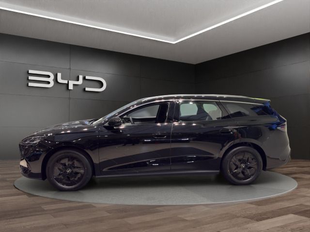 BYD SEAL 6