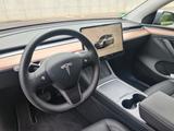 Tesla Model Y AWD Long Range Quicksilver - Tesla Model Y: Silber