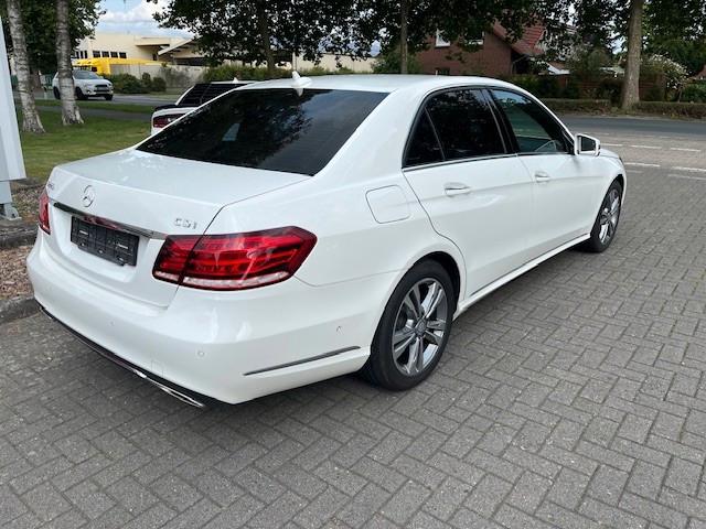 Mercedes-Benz E 220 CDI Limousine BlueEfficiency Avantgarde LH