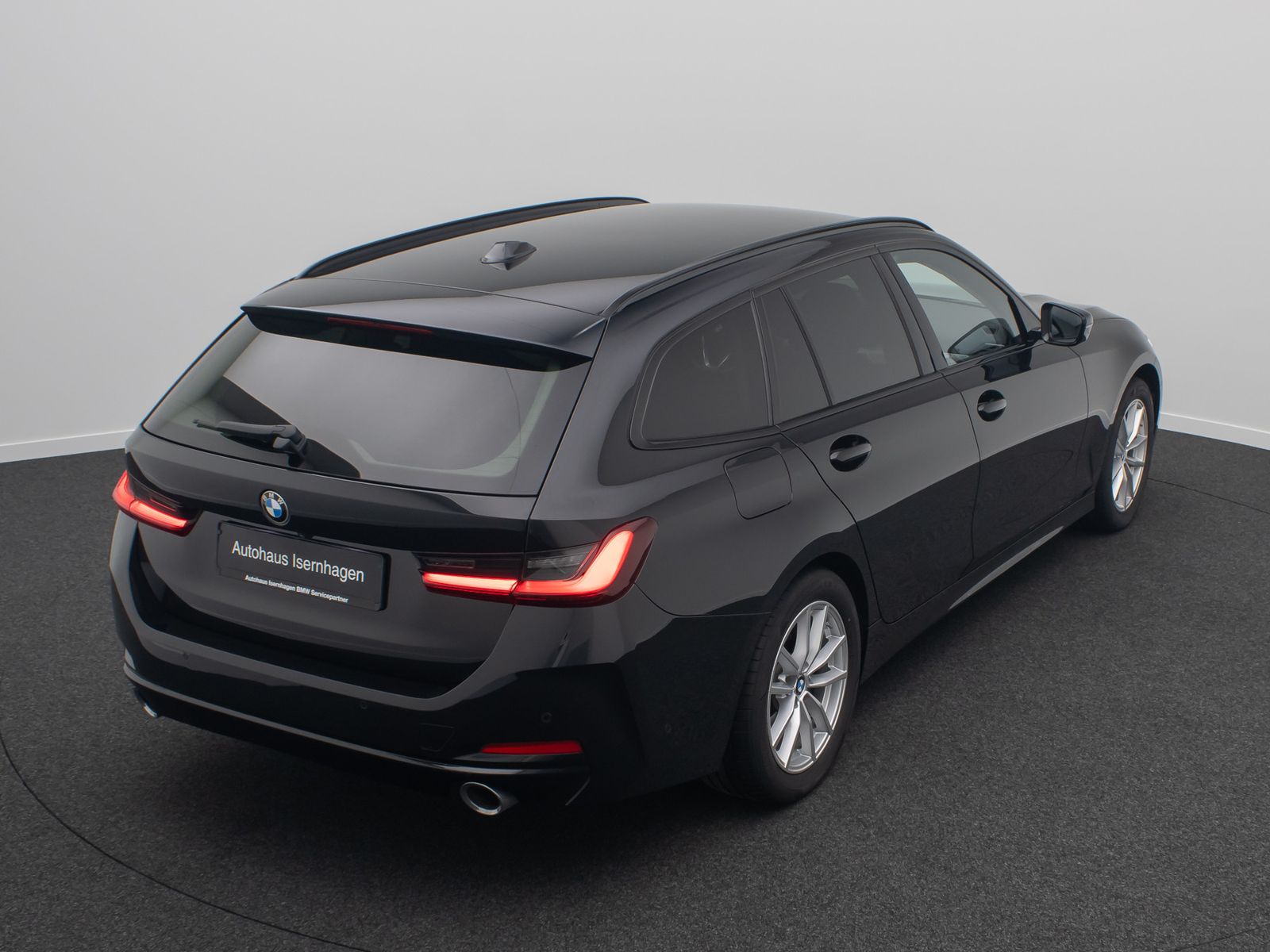 Fahrzeugabbildung BMW 320d HUD Sport Memory Kamera DAB Komfort DrivAss