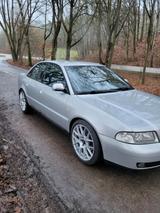 Audi a4 b5 1.8T - Audi A4 aus 2000: 1.8