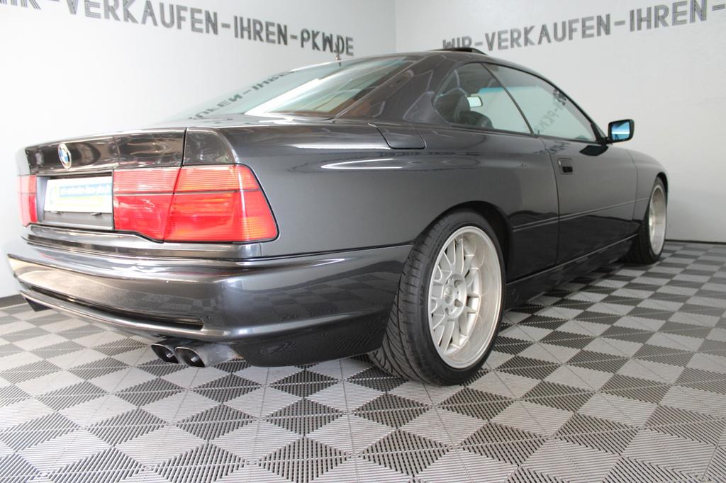 BMW 850