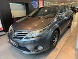 Toyota Avensis Kombi Life - gebrauchte Toyota Avensis aus dem Jahr 2012