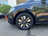 Volkswagen Touran Move 2.0 TDI DSG Navi 7-Sitzer el. Heckkl - VW Touran Gebrauchtwagen in Freiburg