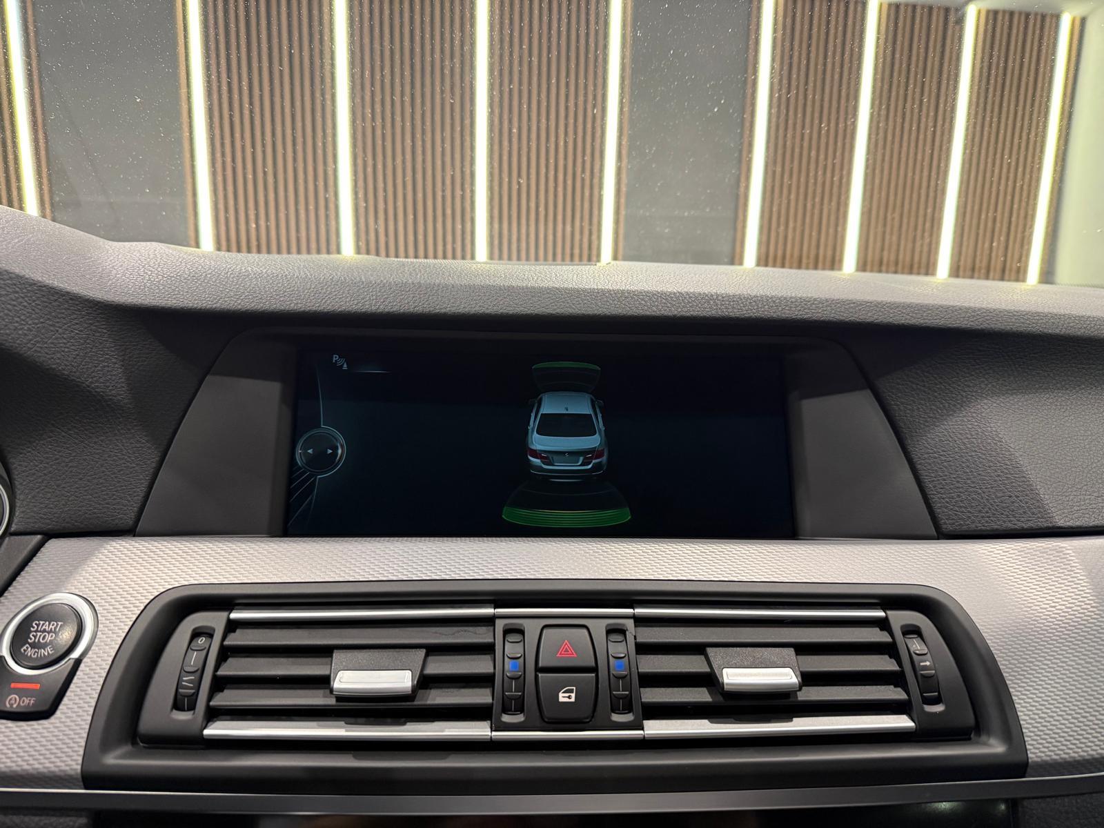 BMW M550 d xDrive 381 ch • BVA • HUD • Toit ouvrant • Cuir • Jantes 20" M
