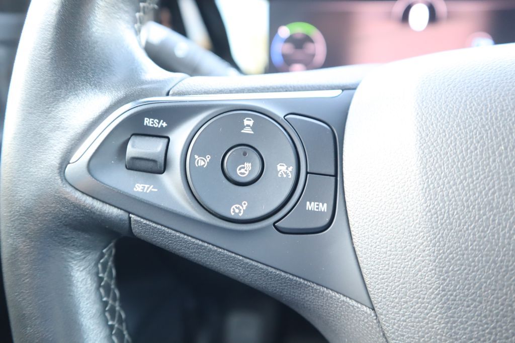 Fahrzeugabbildung Opel Mokka-e Ultimate+Navi+Kamera+Matrix+