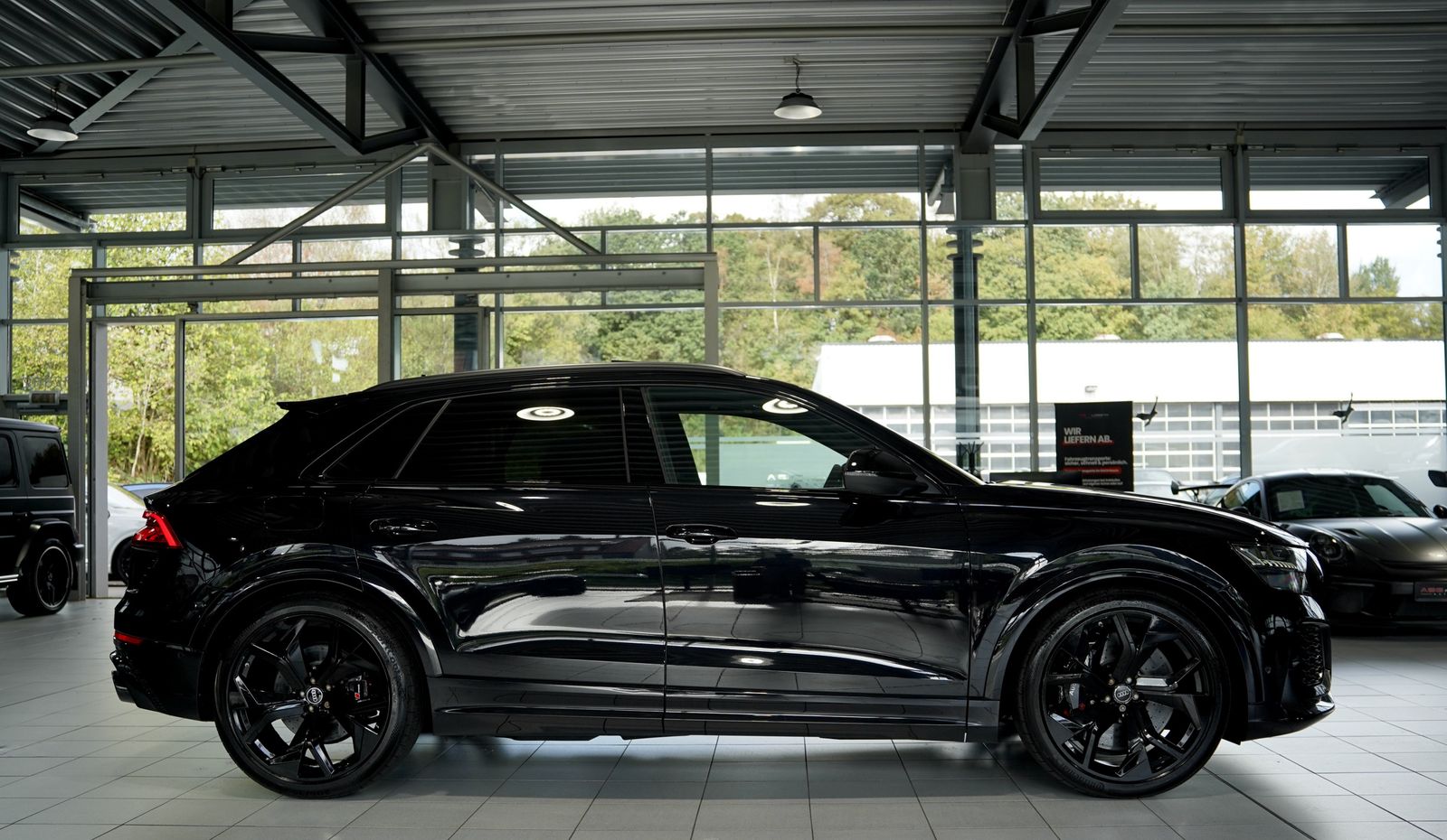Audi Rsq8