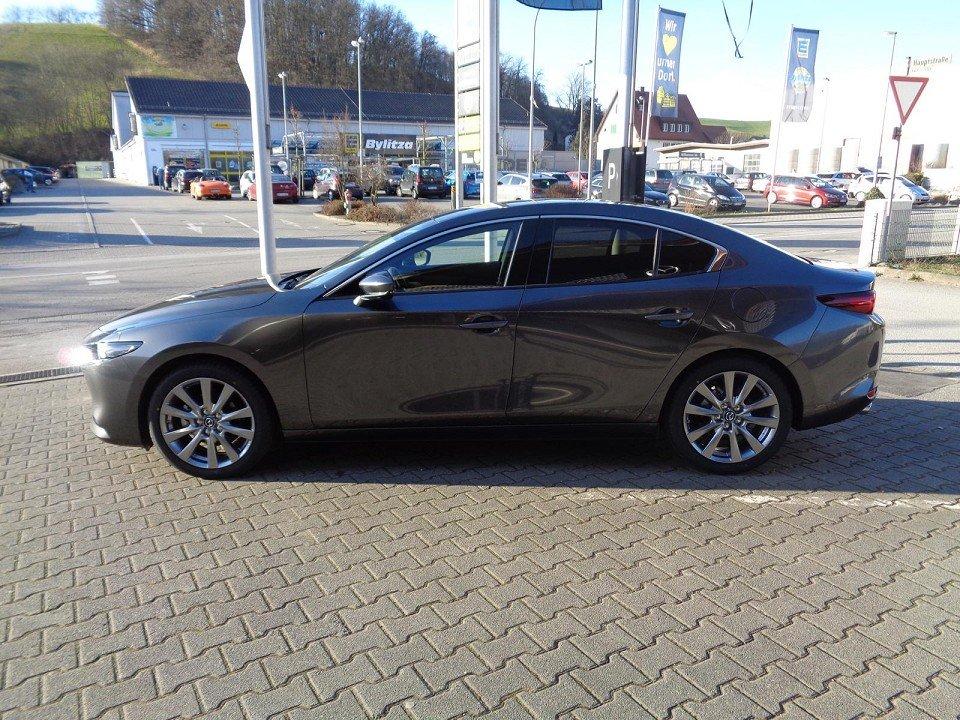 Mazda 3 2.5L e-SKYACTIV G 140PS 6AT FWD Exclusive-line