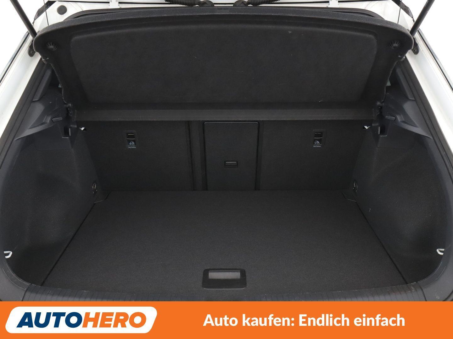 Volkswagen T-Roc 1.5 TSI ACT Sport Aut.*AHK*ACC*SHZ*PDC*NAV, миниатюра 16