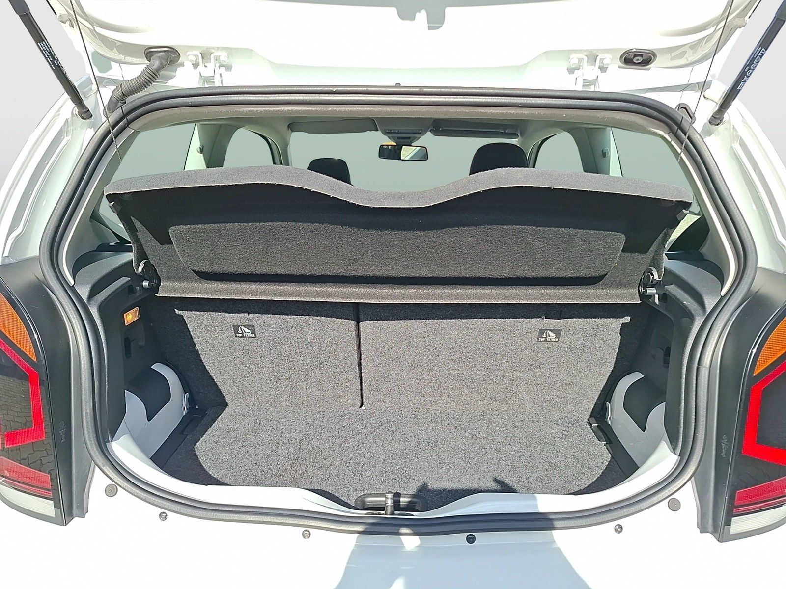 Fahrzeugabbildung Volkswagen up! 1.0 Klima DAB GRA RFK