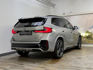 2026 BMW IX1 照片 6