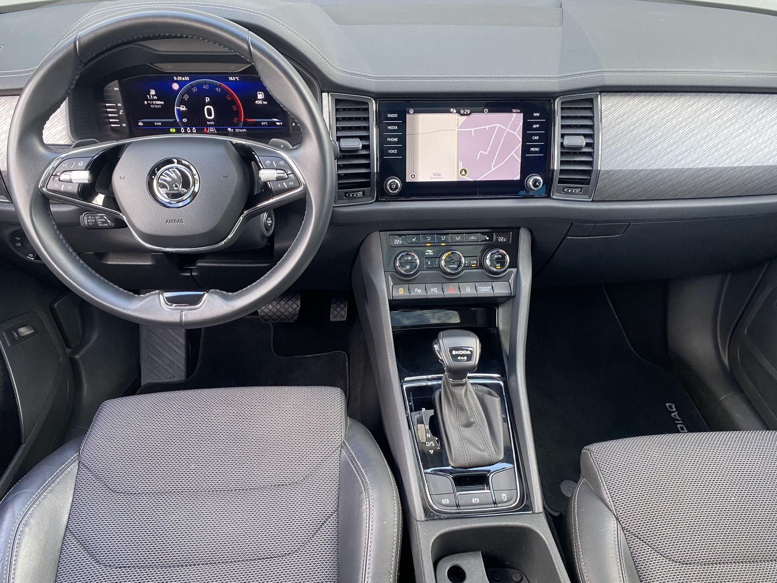 Fahrzeugabbildung SKODA Kodiaq 2.0 TDI 4x4 DSG Style NAV+LED+AHK+360°+VC
