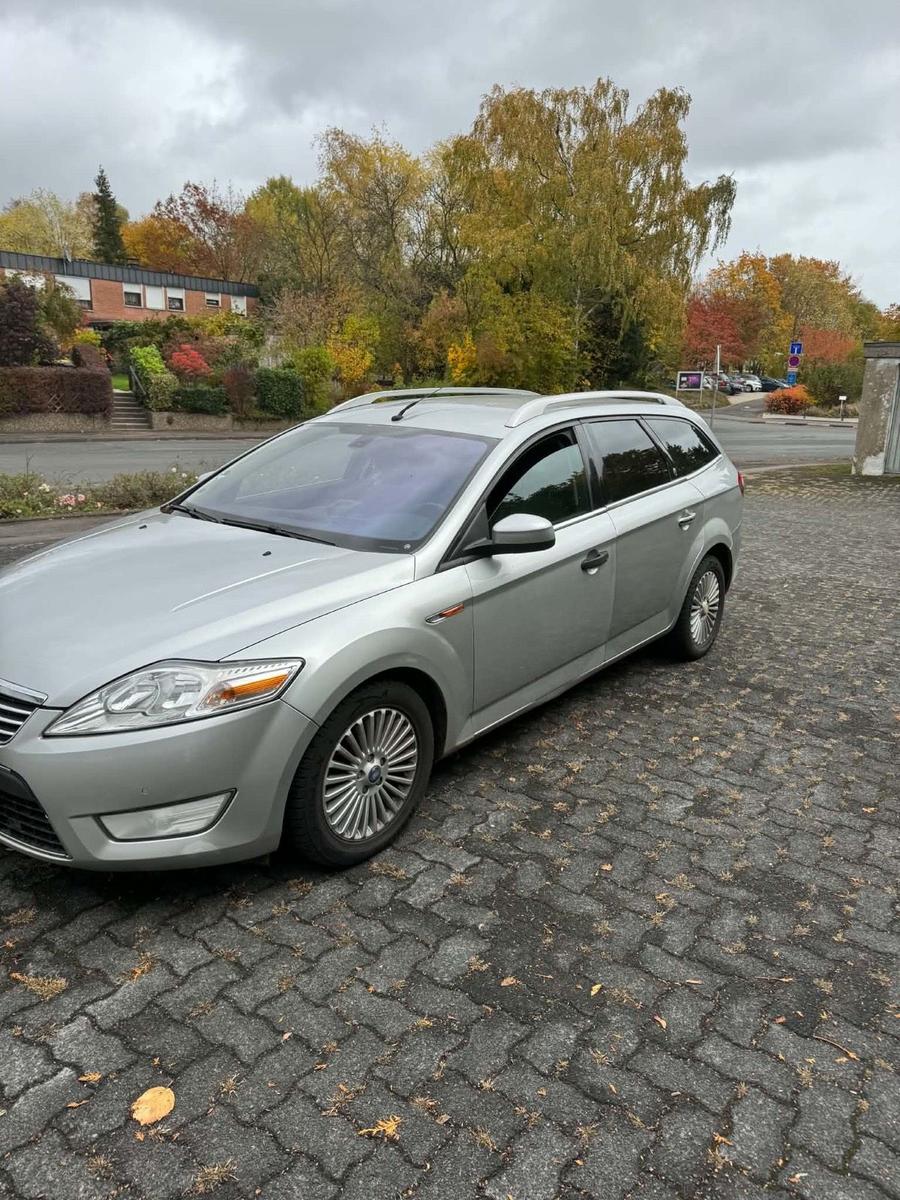 Ford Mondeo 2007 — rear view
