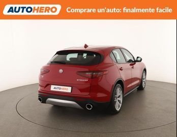 Alfa-Romeo Stelvio - 5