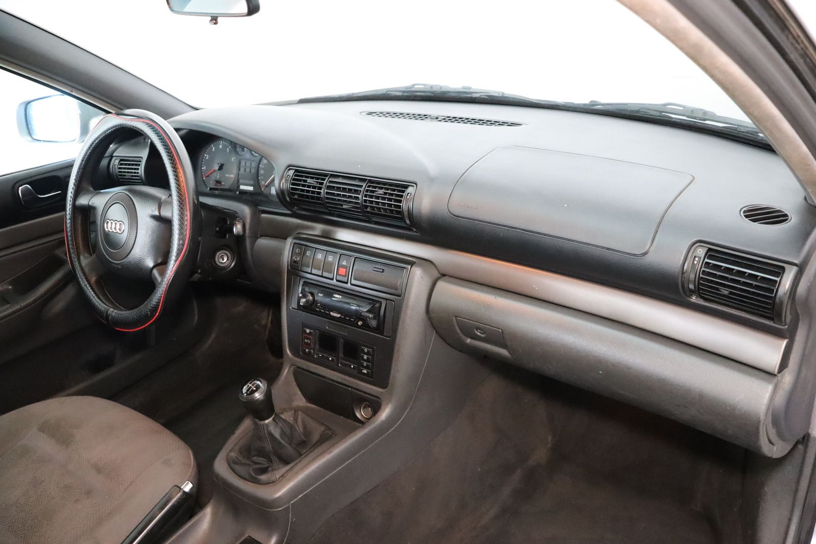 Fahrzeugabbildung Audi A4 1.8 Avant 5V * Klimaautomatik