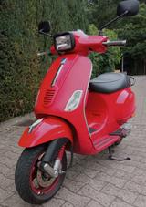 Vespa S Sprint 50 Sport Rosso 2-Takt Bj.2014 - Offers