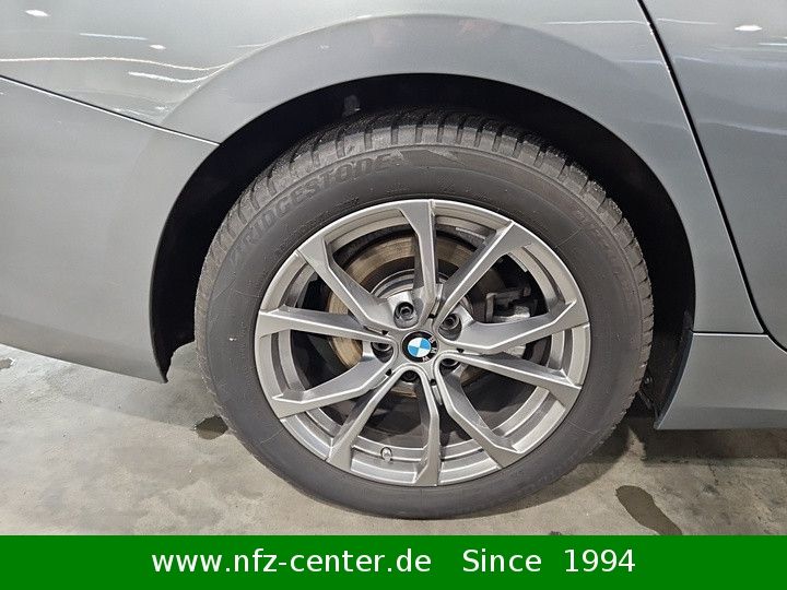 BMW 320 d xDrive Navigation PDC foto 25