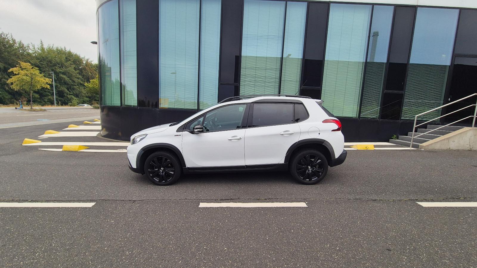 Peugeot 2008 GT-Line/1.Hand/Navi/Kamera/Scheckheft/Euro6