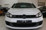 Volkswagen Golf VI GTI adidas - Volkswagen Golf: GTI Adidas
