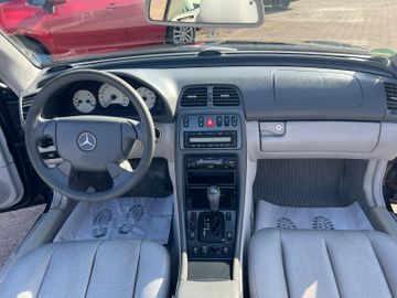 Mercedes CLK 320 - 12