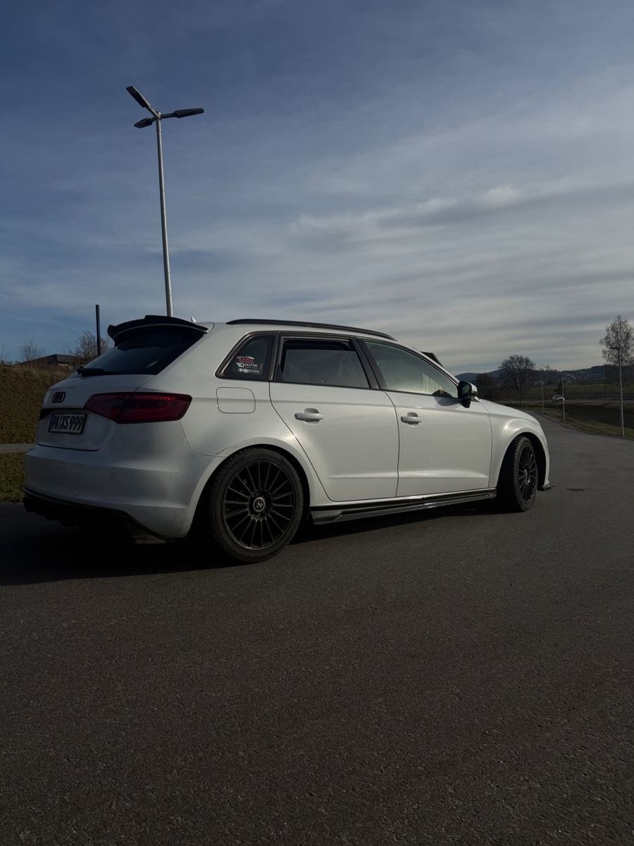 AUDI A3 1.4 TFSI S tronic Ambiente Sportback Ambiente