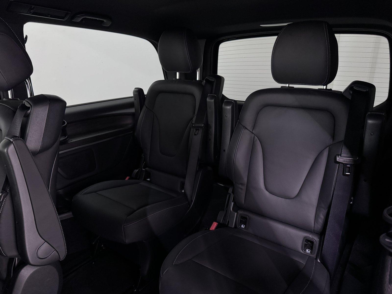 Mercedes-Benz V 250 d L 4M AVANTG+AMG+LED+AHK+360°+DISTRONIC