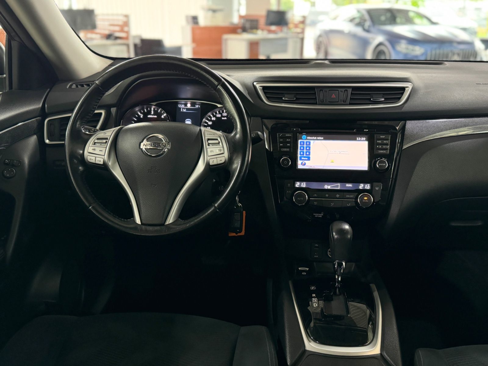 Fahrzeugabbildung Nissan X-Trail Acenta Panorama PDC Navi AHK 7Sitz Stzhz