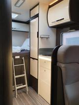 Roller Team 294 TL Teilintegriert Wohnmobil mit Hubbett  - Wohnmobil oder -wagen mit Hubbett