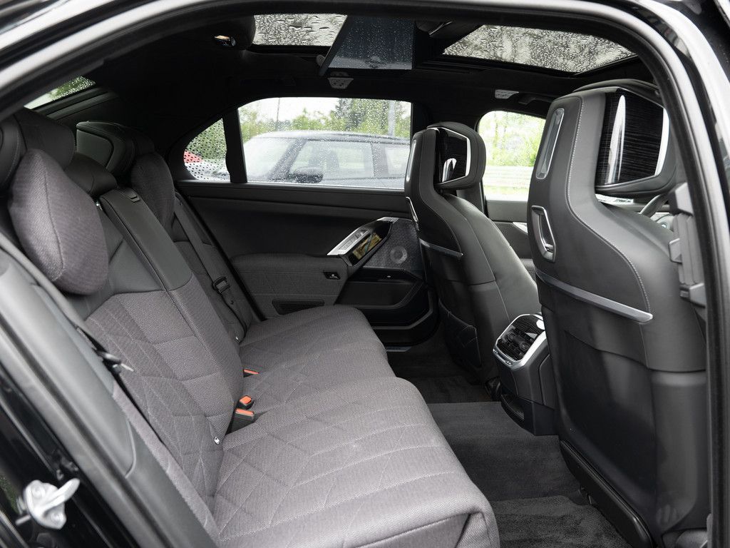 BMW i7 - Bild 12