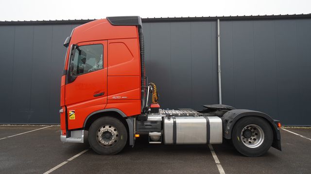 Volvo FH 420 ADR GLOBETROTTER 721.300KM