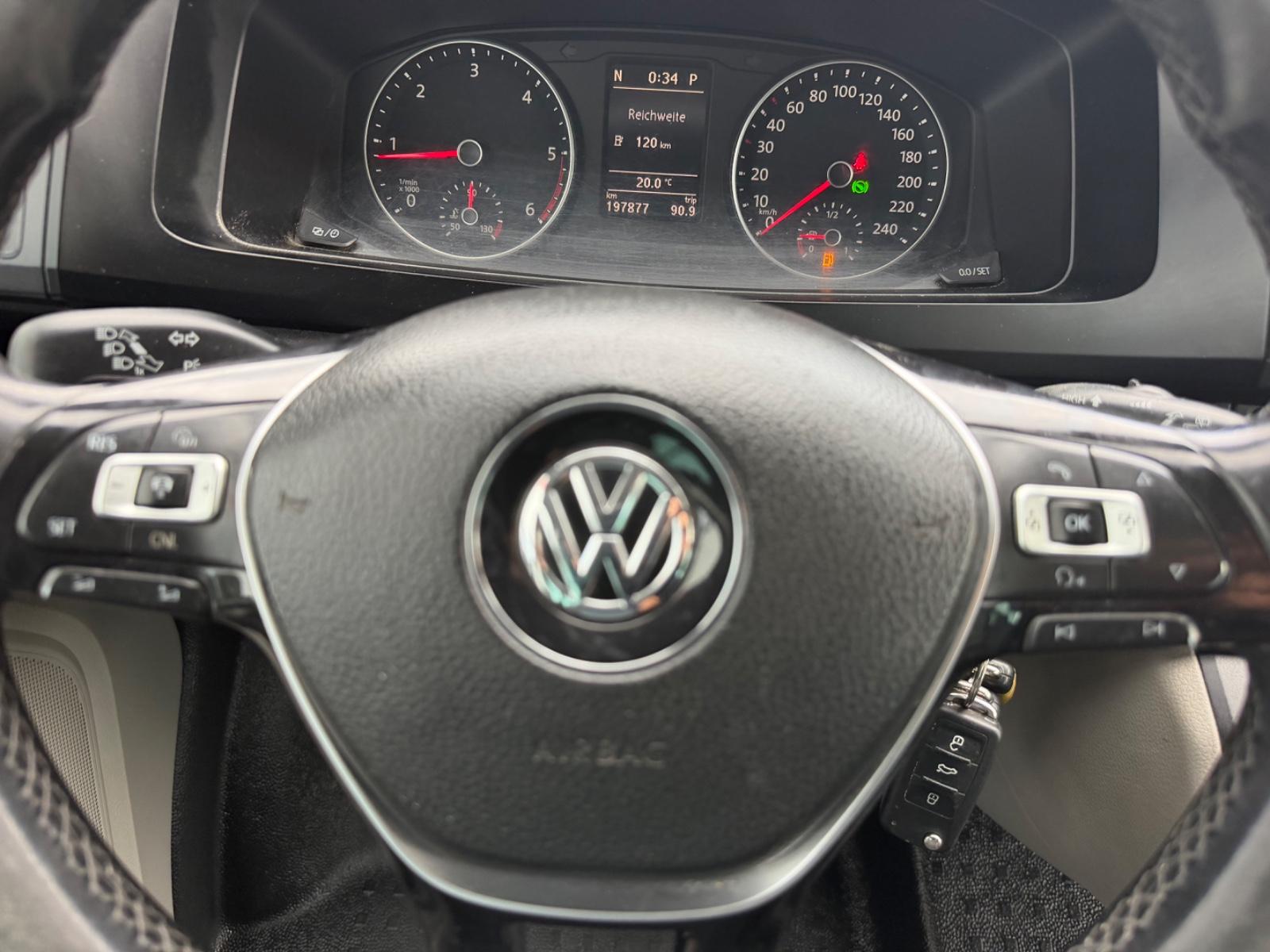 Volkswagen T6 Transporter 2.0 ZDI Kombi lang DSG 8-Sitzer