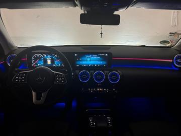 صورة 3 لـ 2019 Mercedes-BENZ A 220
