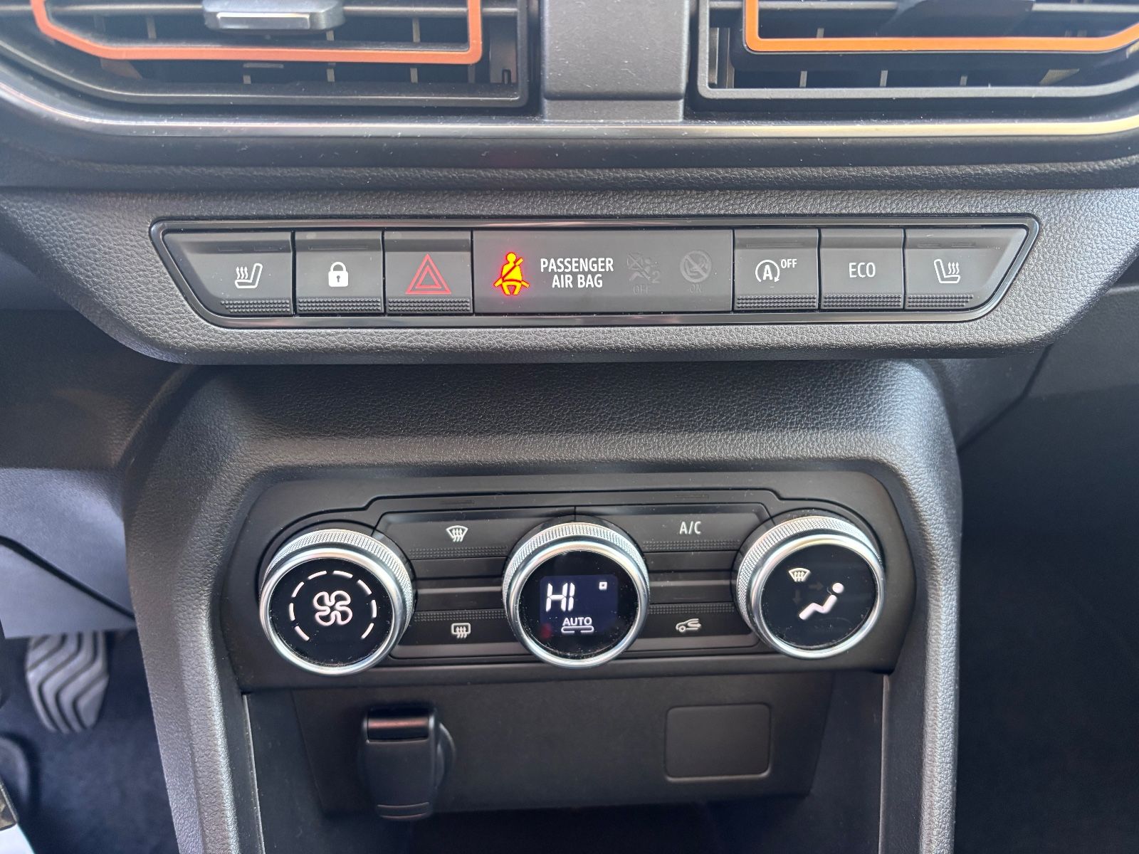 Fahrzeugabbildung Dacia Sandero III Stepway Ultimate