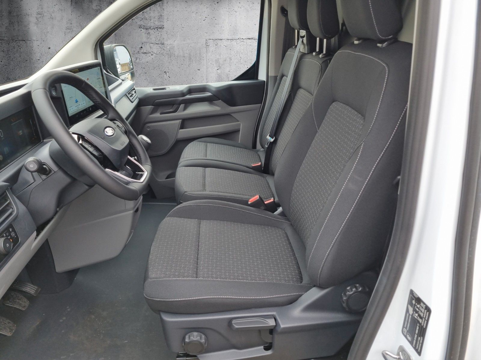 Fahrzeugabbildung Ford Transit Custom Kasten 300 L2 Trend FWD