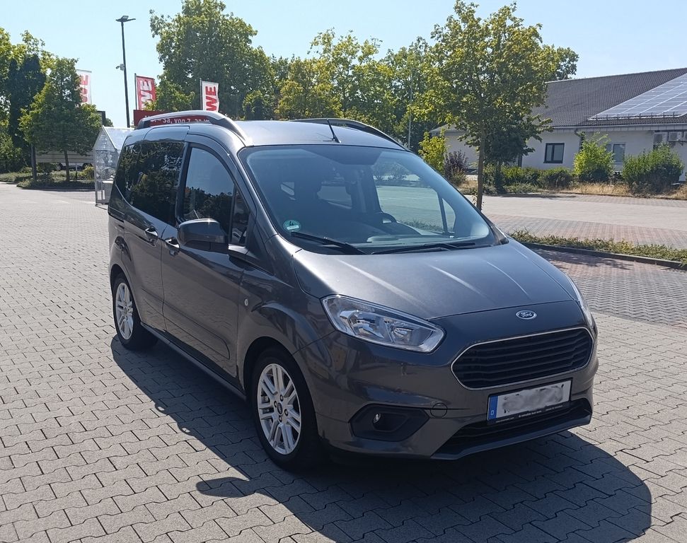 Image of Ford Tourneo Courier