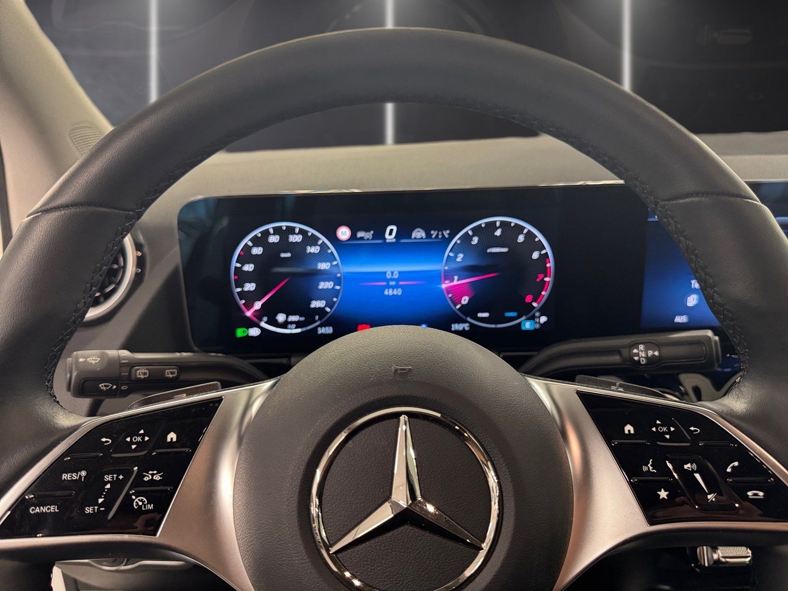 Fahrzeugabbildung Mercedes-Benz B 200 Progressive*Distronic*Totwink*360°*Memory*