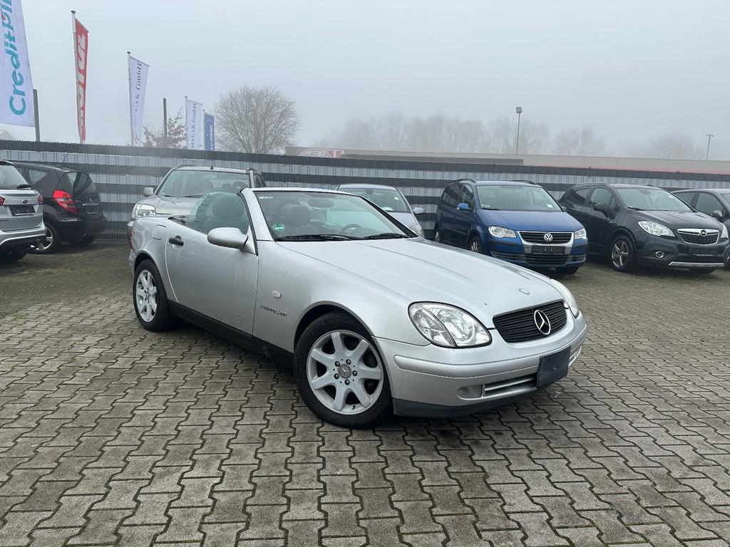 Mercedes-Benz SLK 230