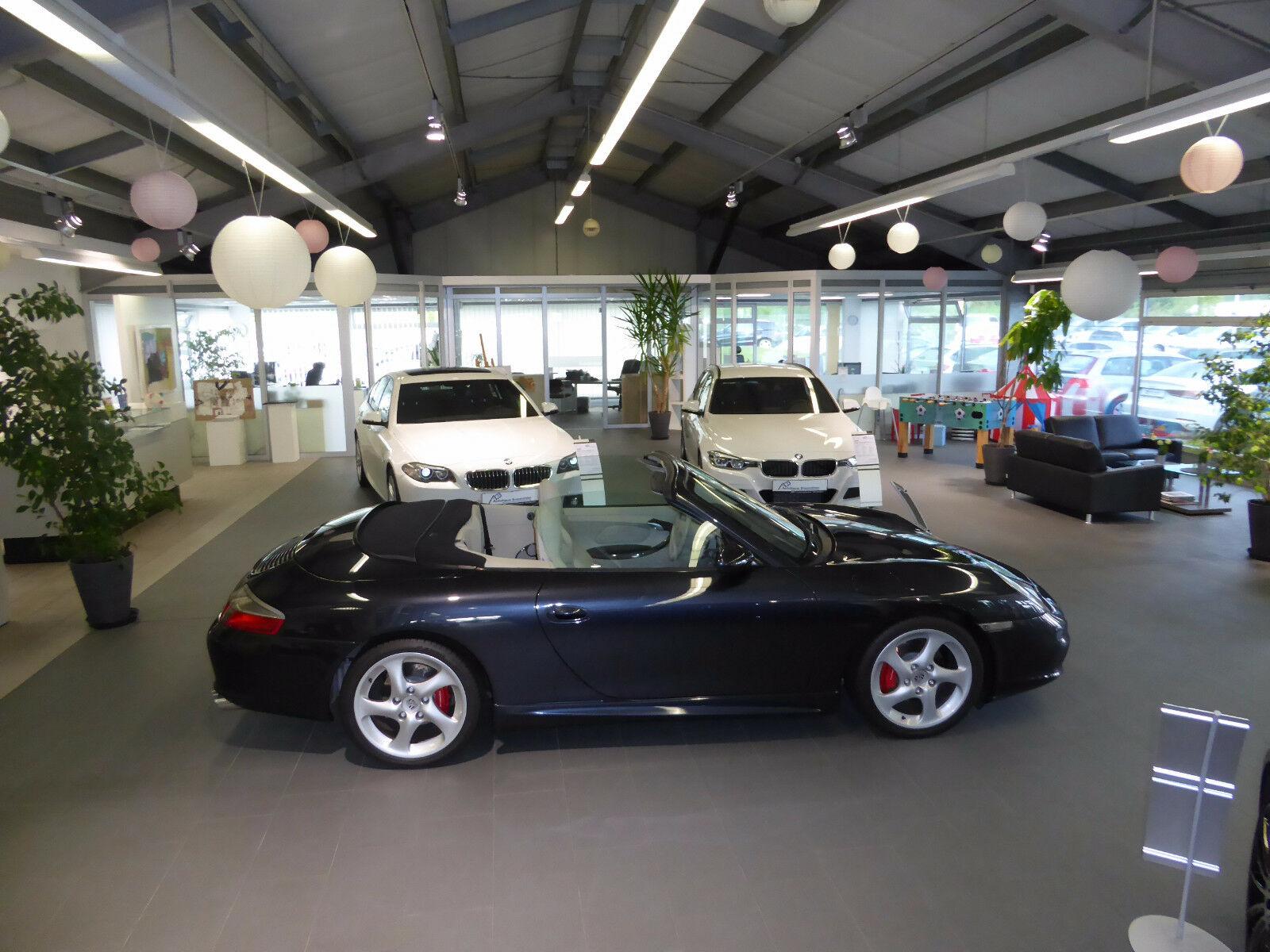 showroom-image-bottom