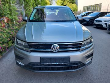 Volkswagen Tiguan - 2