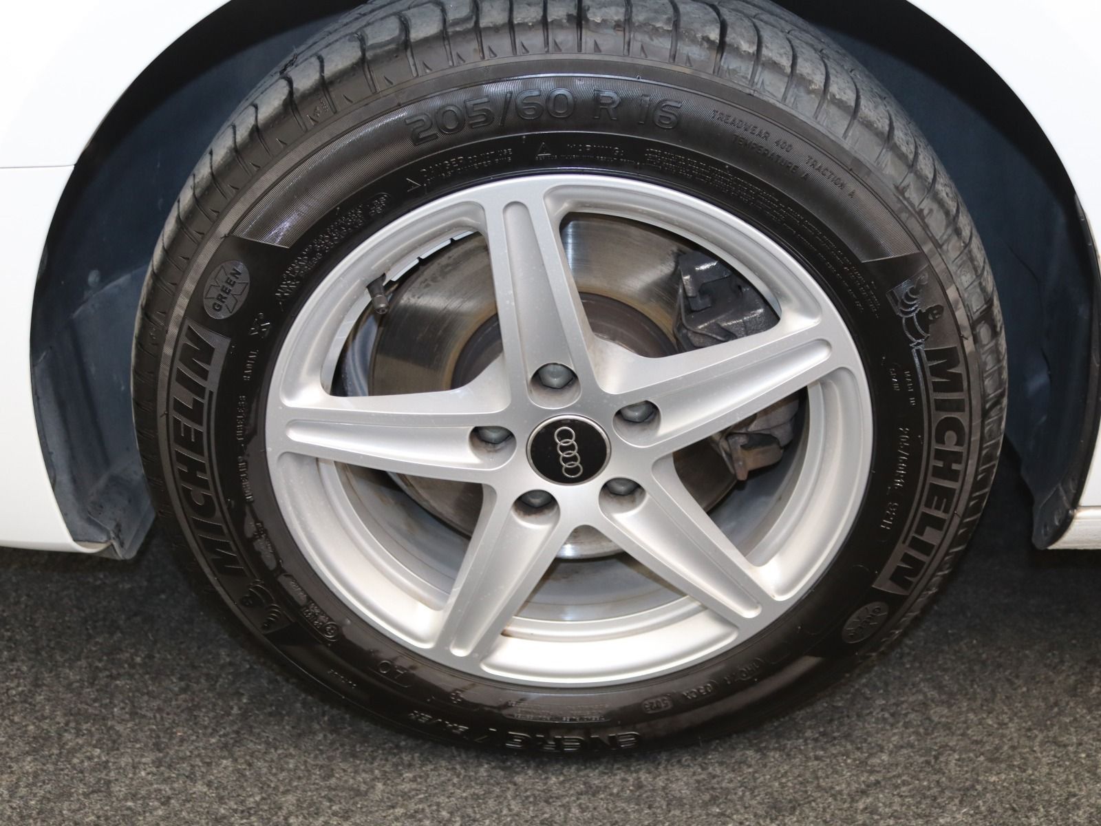 Audi A4 - Bild 18